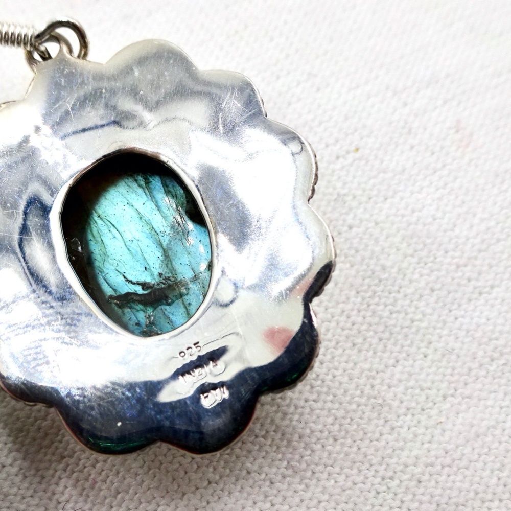 PTI Sterling Silver Labradorite Dangle Earrings - Picture 10 of 11